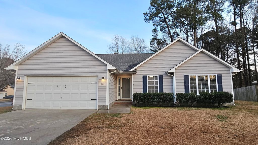 Photo of 101 Huff Court, Jacksonville, NC 28546 (MLS # 100556005)