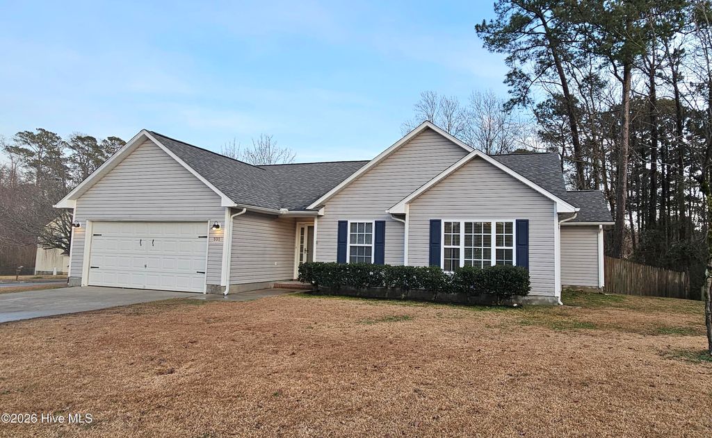 Photo of 101 Huff Court, Jacksonville, NC 28546 (MLS # 100556005)
