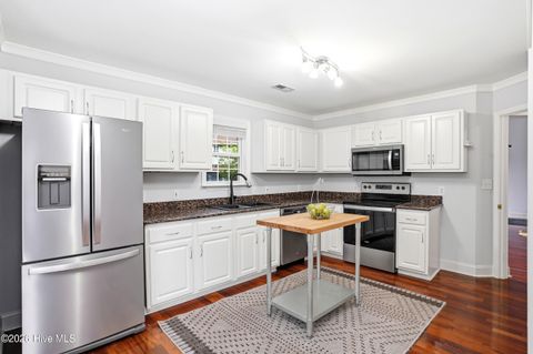 Tiny photo for 1421 Stonington Drive, Wilmington, NC 28412 (MLS # 100572470)
