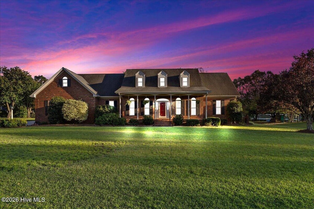 Photo of 208 Lake Ridge Drive, Goldsboro, NC 27530 (MLS # 100609156)
