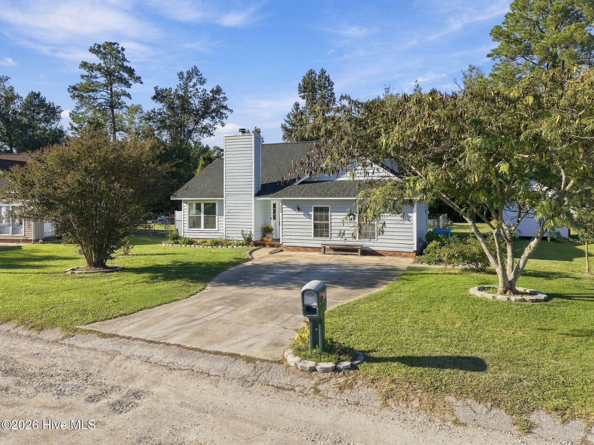 702 Stonewall Avenue