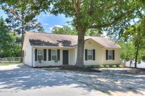 Homes For Sale - 420 Old Sudlow Lake Road<br/> North Augusta, SC 29841