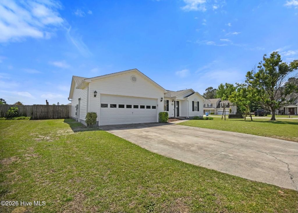 Photo of 200 Essex Court, Richlands, NC 28574 (MLS # 100573335)