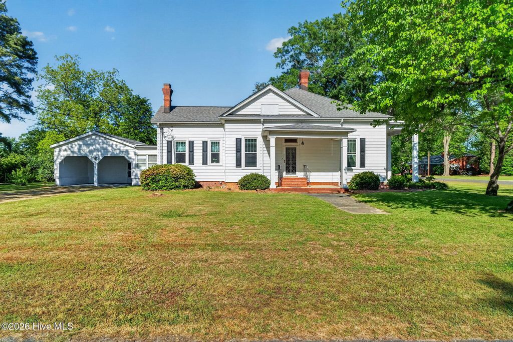 Photo of 301 E Stanley Street, Four Oaks, NC 27524 (MLS # 100569378)