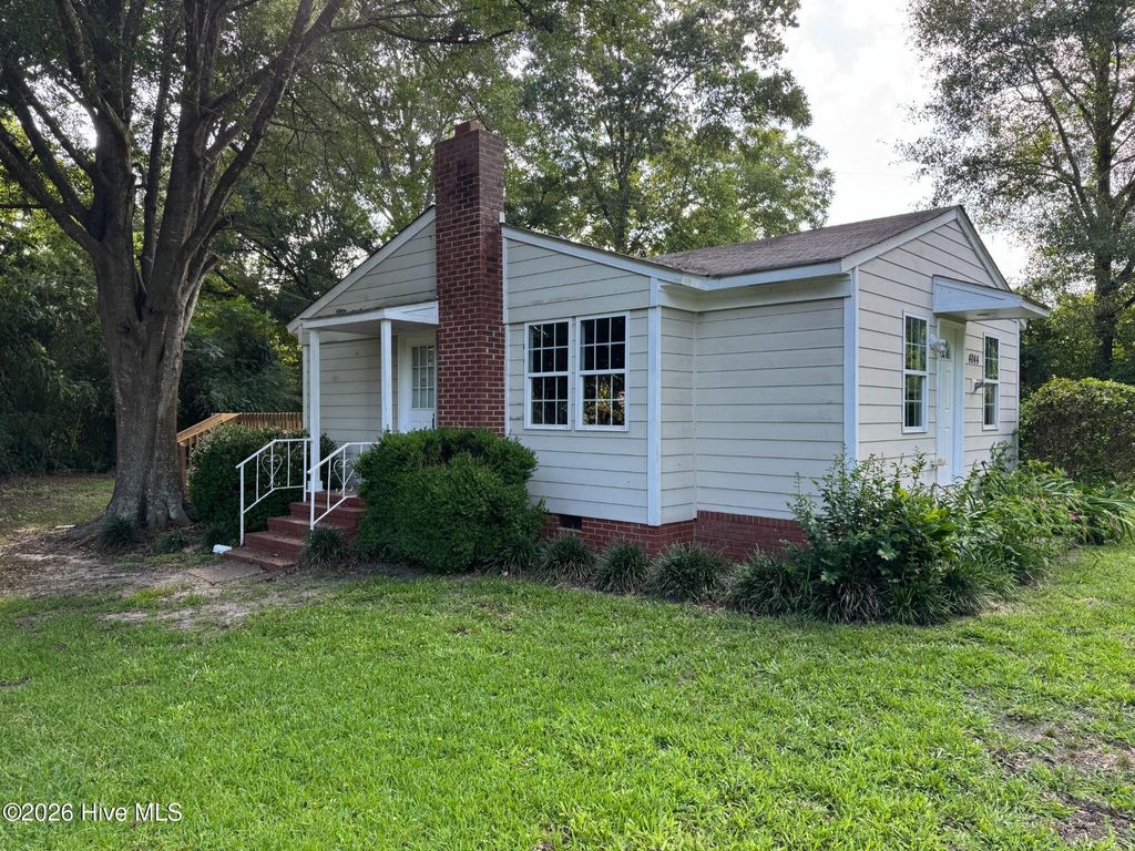 Photo of 4044 Nc Highway 50, Maple Hill, NC 28454 (MLS # 100581911)