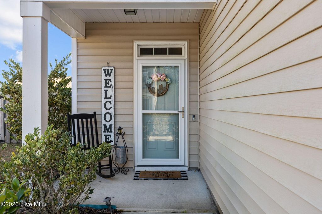 Photo of 9667 Woodriff Circle NE, Leland, NC 28451 (MLS # 100549295)