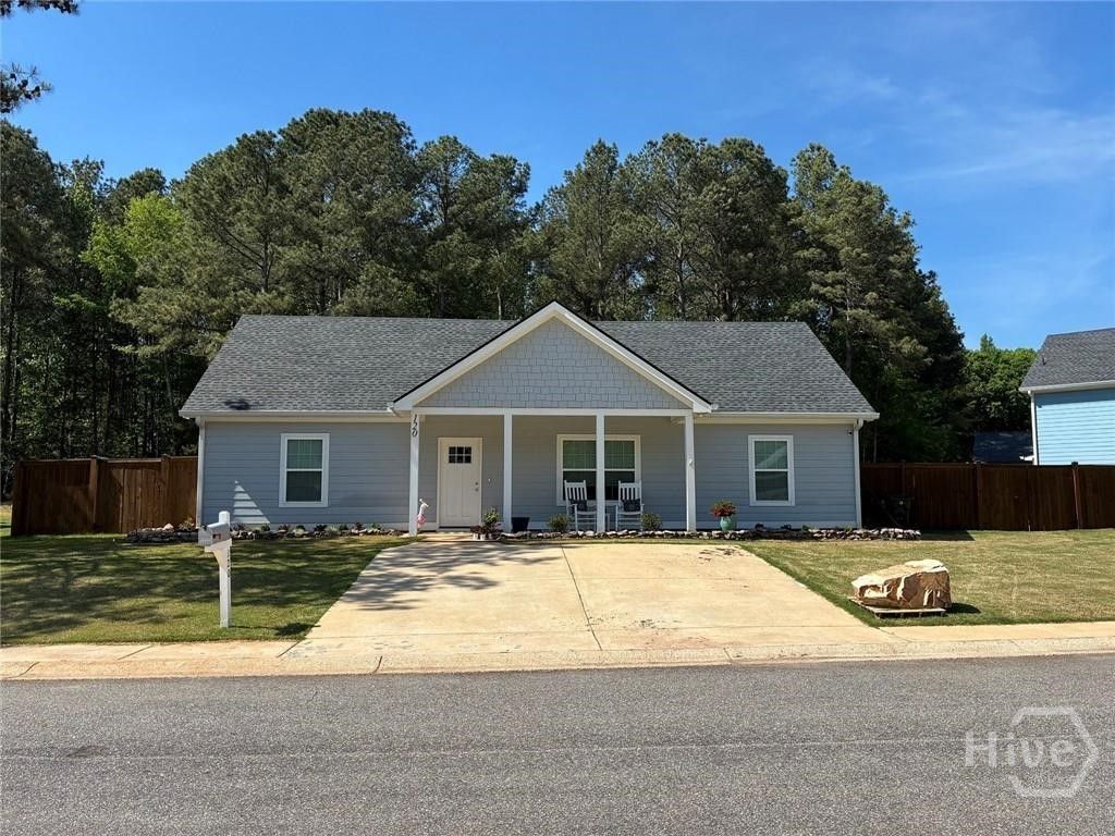Photo of 120 Sidetrack Circle, Comer, GA 30629 (MLS # CL354795)