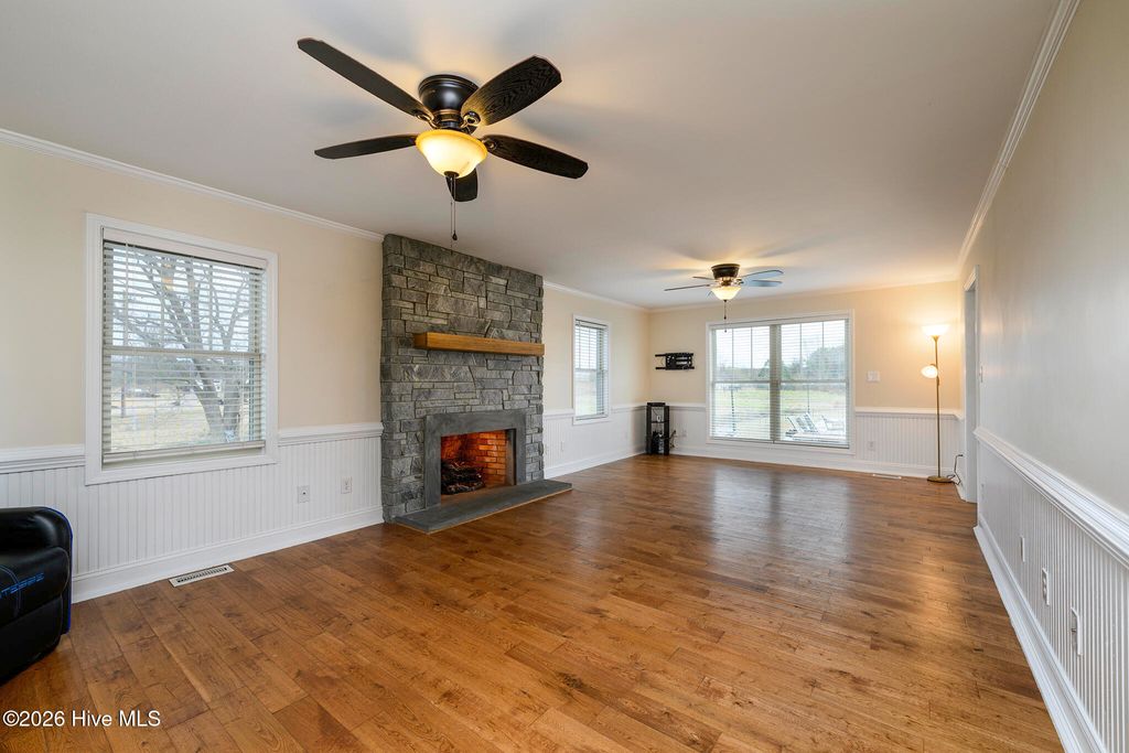 Photo of 6001 U.S. Highway 17 Hwy S, New Bern, NC 28562 (MLS # 100548710)