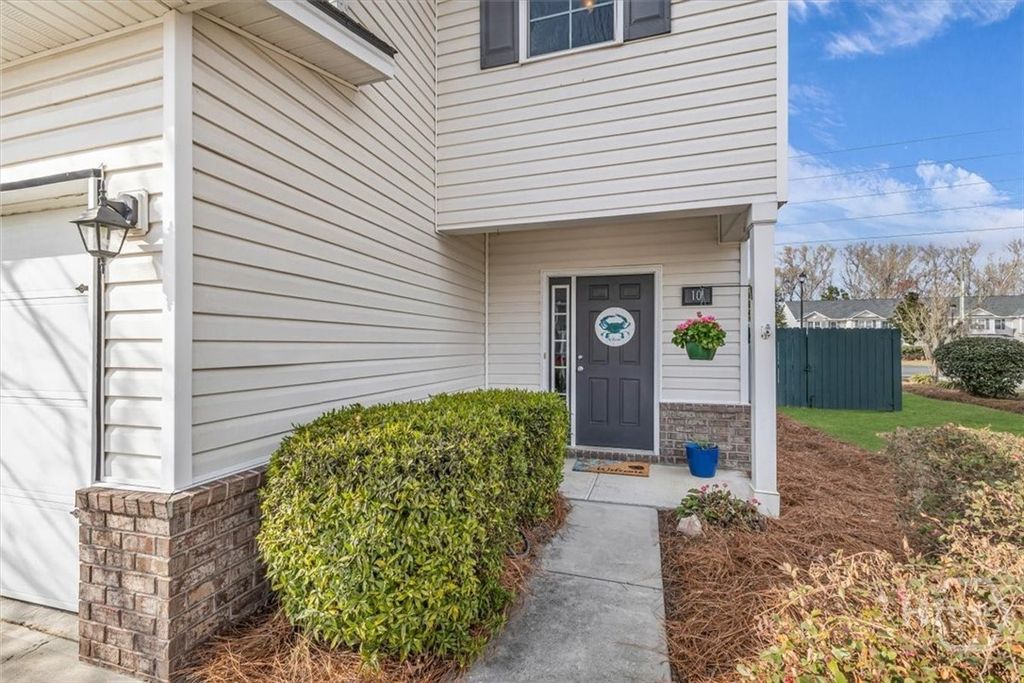 Photo of 10 Cantle Drive, Richmond Hill, GA 31324 (MLS # SA350161)