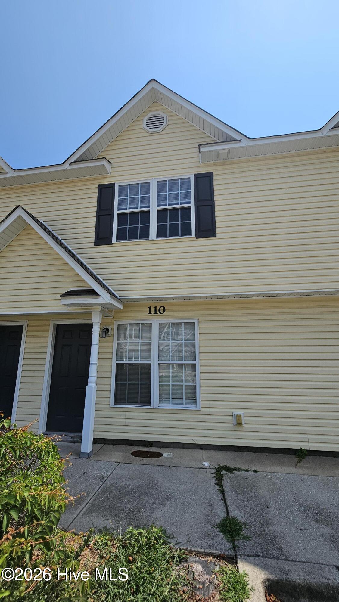Photo 1 of 12 — 110 Cornerstone Place, Jacksonville, NC 28546