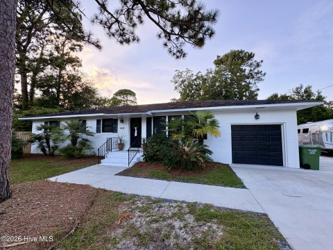 Homes For Sale - 5619 Saint Nicholas Road<br/> New Hanover County, Wilmington, NC 28405