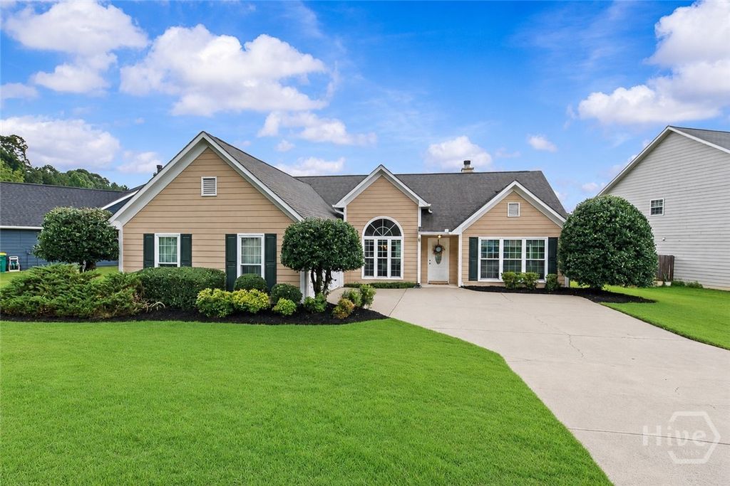 Photo of 5370 Maltdie Court NE, Sugar Hill, GA 30518 (MLS # CL360292)