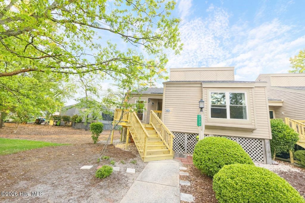 Photo of 7131 Windward Drive, New Bern, NC 28560 (MLS # 100567653)