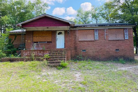 Homes For Sale - 176 Wiggins Road<br/> Richmond County, Rockingham, NC 28379