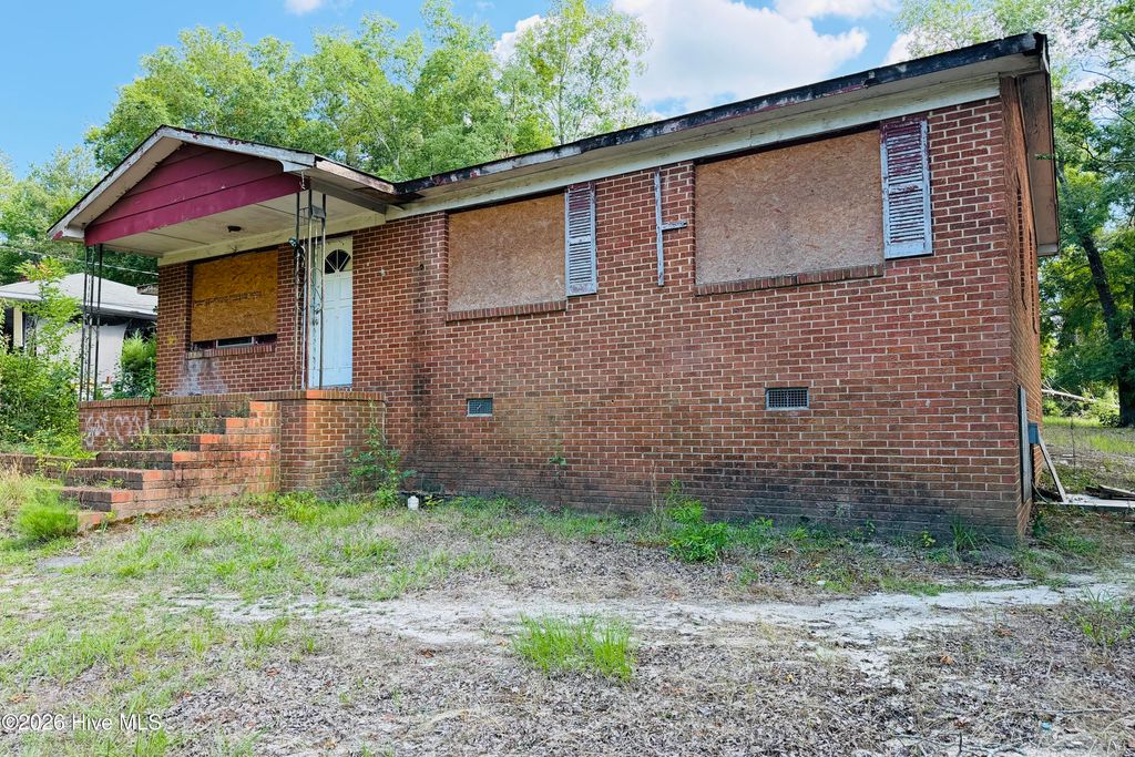 Photo of 176 Wiggins Road, Rockingham, NC 28379 (MLS # 100586043)