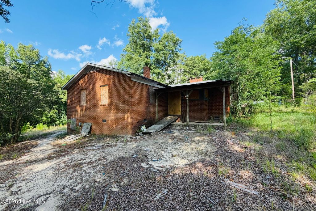 Photo of 176 Wiggins Road, Rockingham, NC 28379 (MLS # 100586043)