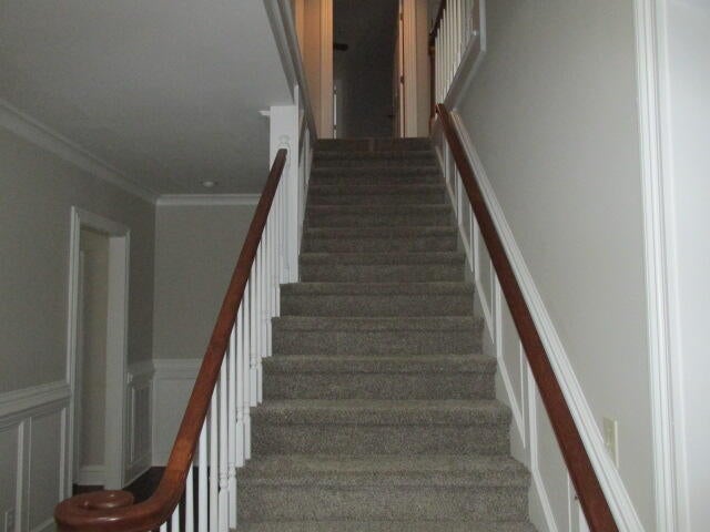 6 Conifer Square