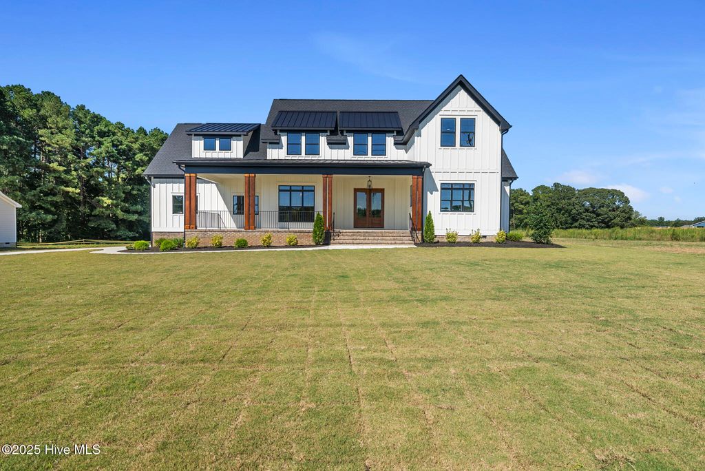 Photo of 2560 Lassiter Road, Four Oaks, NC 27524 (MLS # 100553715)