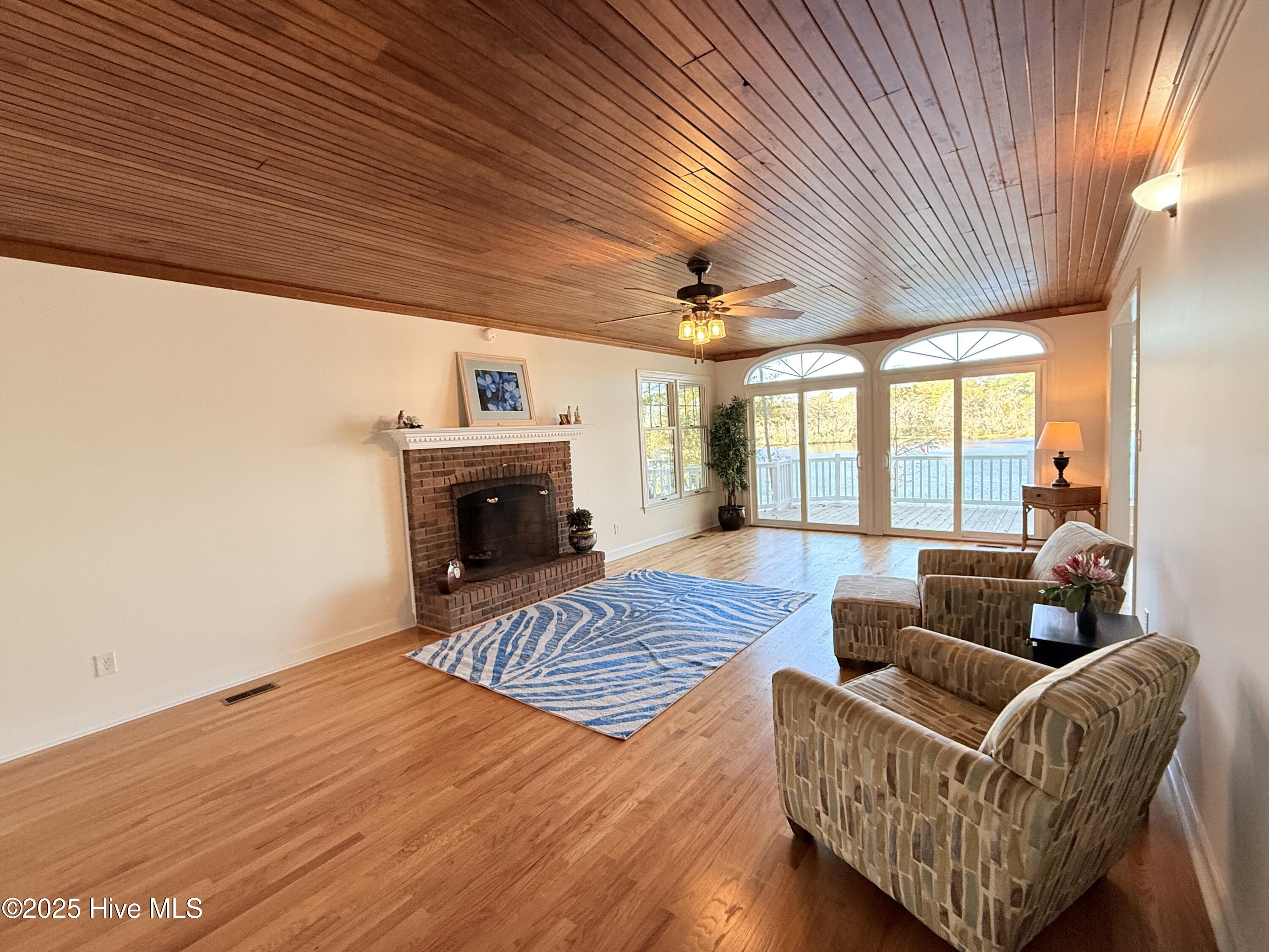 273 W Rock Creek Road