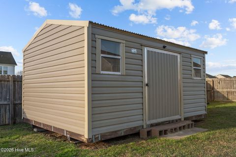 Tiny photo for 105 Groveshire Place, Richlands, NC 28574 (MLS # 100560340)