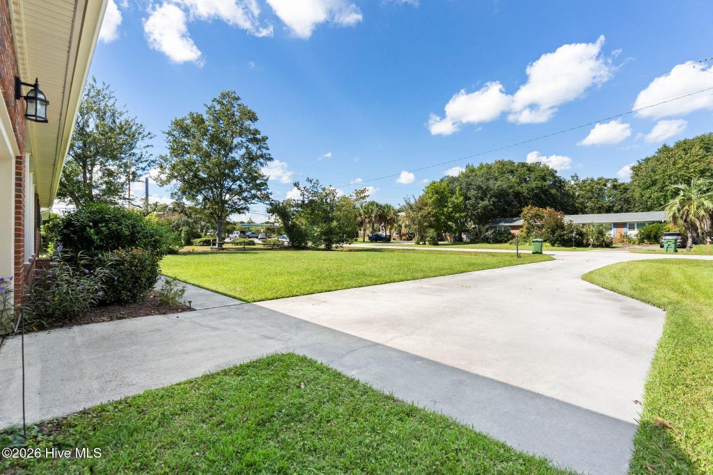 Photo of 806 Bragg Drive, Wilmington, NC 28409 (MLS # 100609443)