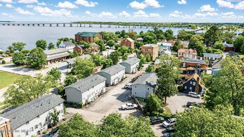 Condo For Sale - 315 River Walk<br/> New Bern, NC 28560