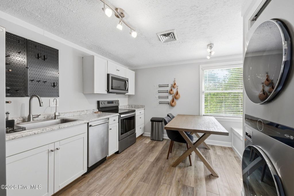 Photo of 315 River Walk, New Bern, NC 28560 (MLS # 100568993)