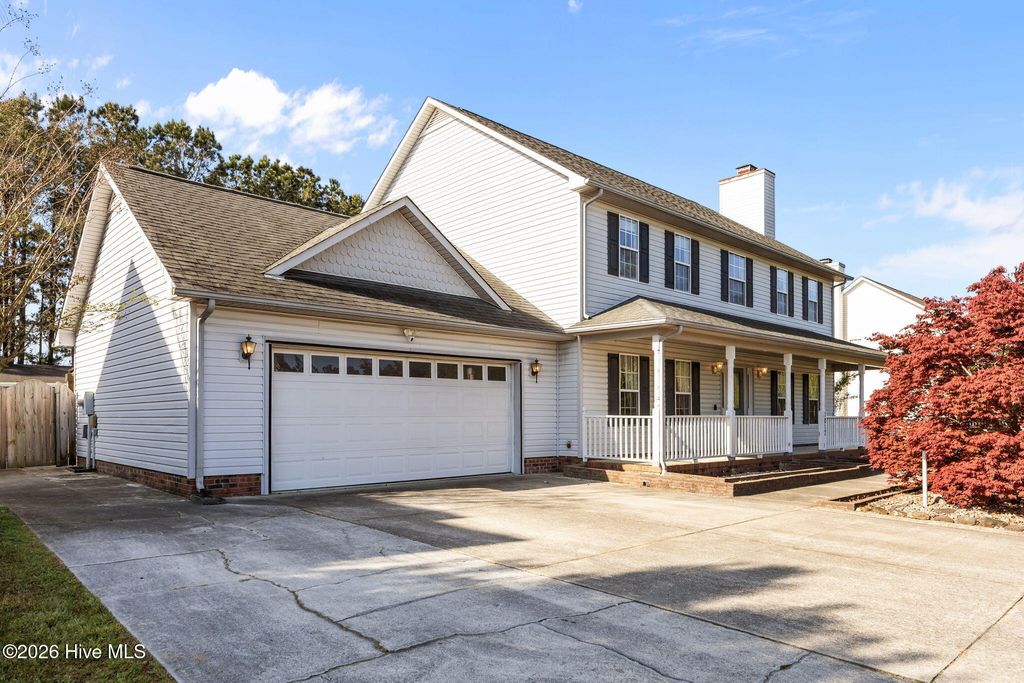 Photo of 1017 N Commons Drive N, Jacksonville, NC 28546 (MLS # 100565135)