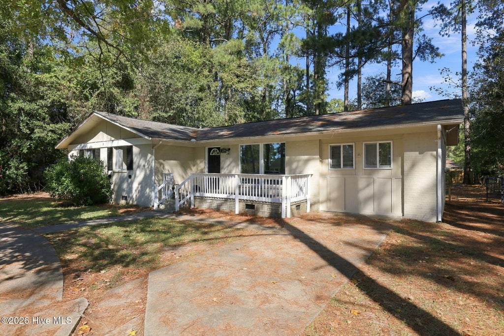 Photo of 304 W 15th Street, Washington, NC 27889 (MLS # 100612115)
