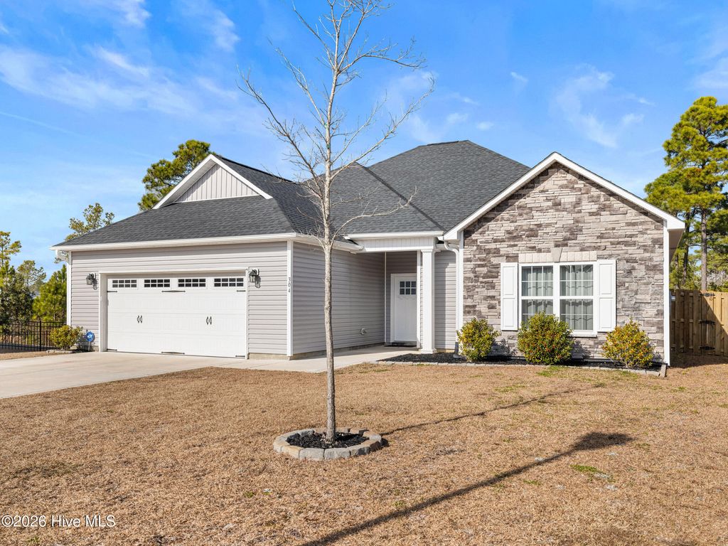 Photo of 304 Catboat Way, Sneads Ferry, NC 28460 (MLS # 100553436)
