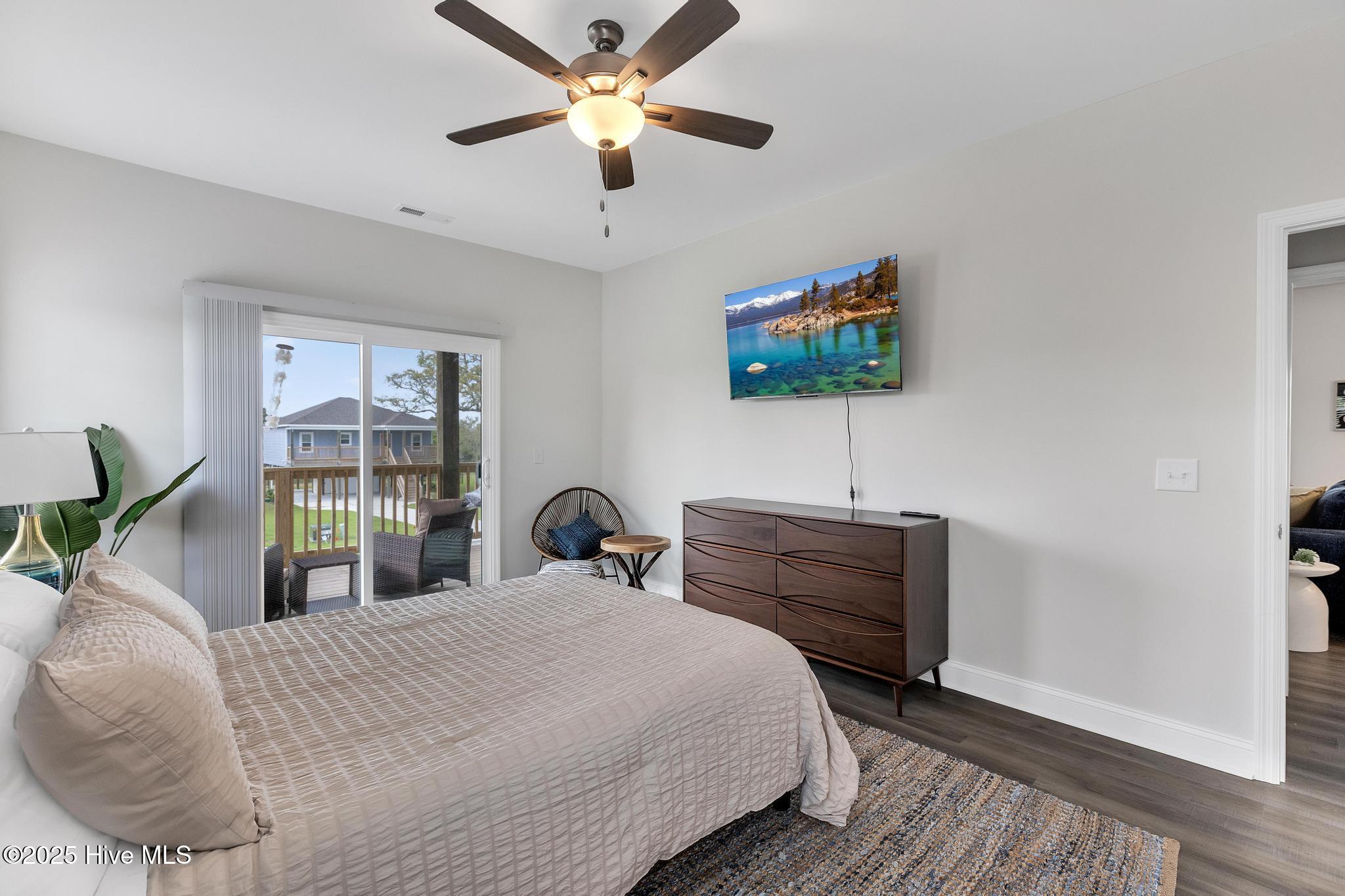 102 Orca Way