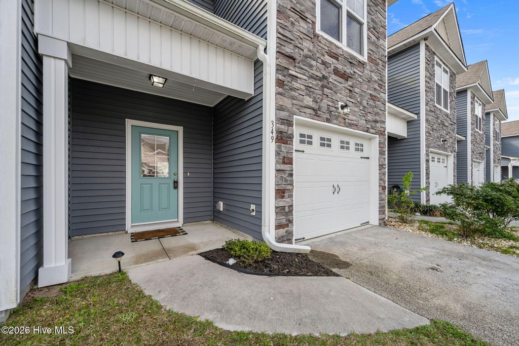 Photo of 349 S Stingray Lane, Sneads Ferry, NC 28460 (MLS # 100564764)