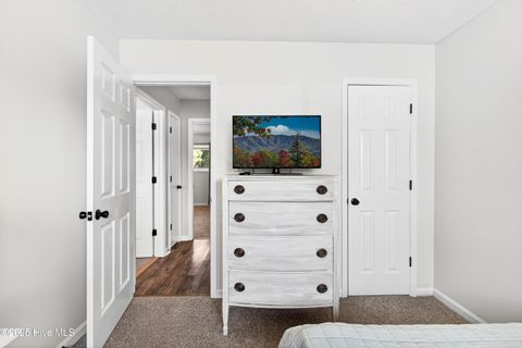 Tiny photo for 6021 E Red Oak Court, Jacksonville, NC 28546 (MLS # 100545052)