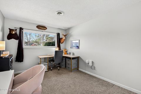 Tiny photo for 6021 E Red Oak Court, Jacksonville, NC 28546 (MLS # 100545052)