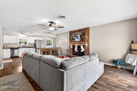 Tiny photo for 6021 E Red Oak Court, Jacksonville, NC 28546 (MLS # 100545052)