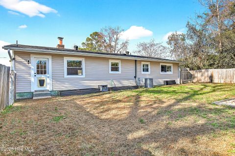 Tiny photo for 6021 E Red Oak Court, Jacksonville, NC 28546 (MLS # 100545052)