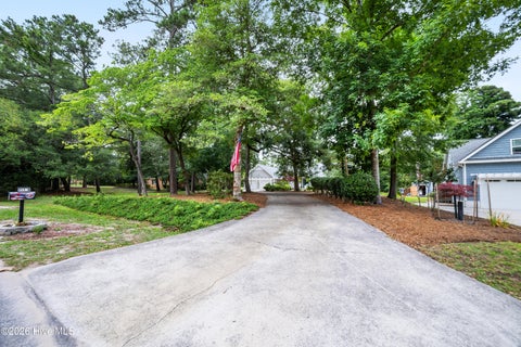 Tiny photo for 711 N Green Tee Road, Hampstead, NC 28443 (MLS # 100578902)