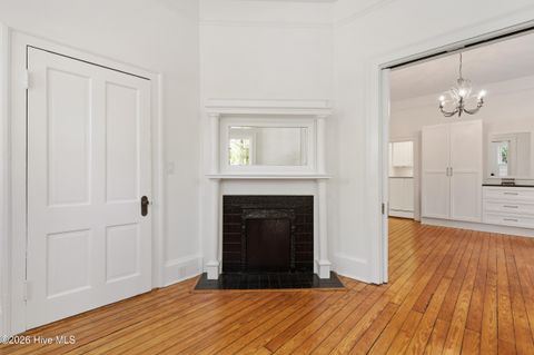 Tiny photo for 215 Ann Street, Wilmington, NC 28401 (MLS # 100561300)