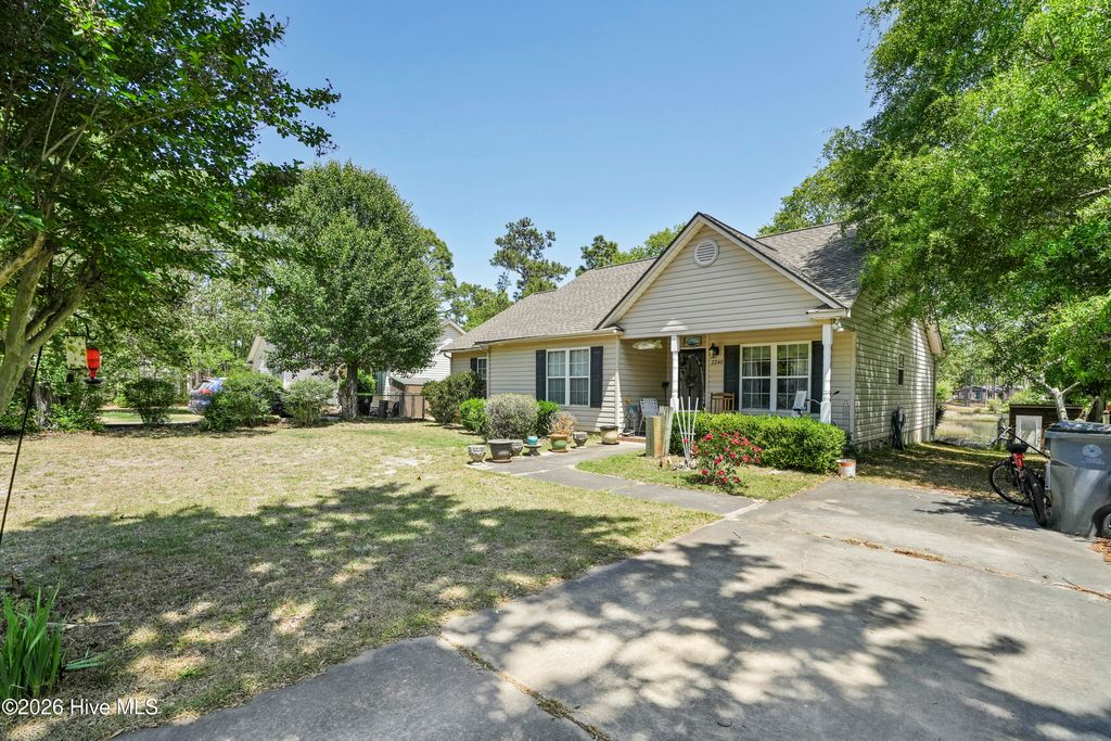 Photo of 2240 W Lake Keziah Drive, Southport, NC 28461 (MLS # 100570159)