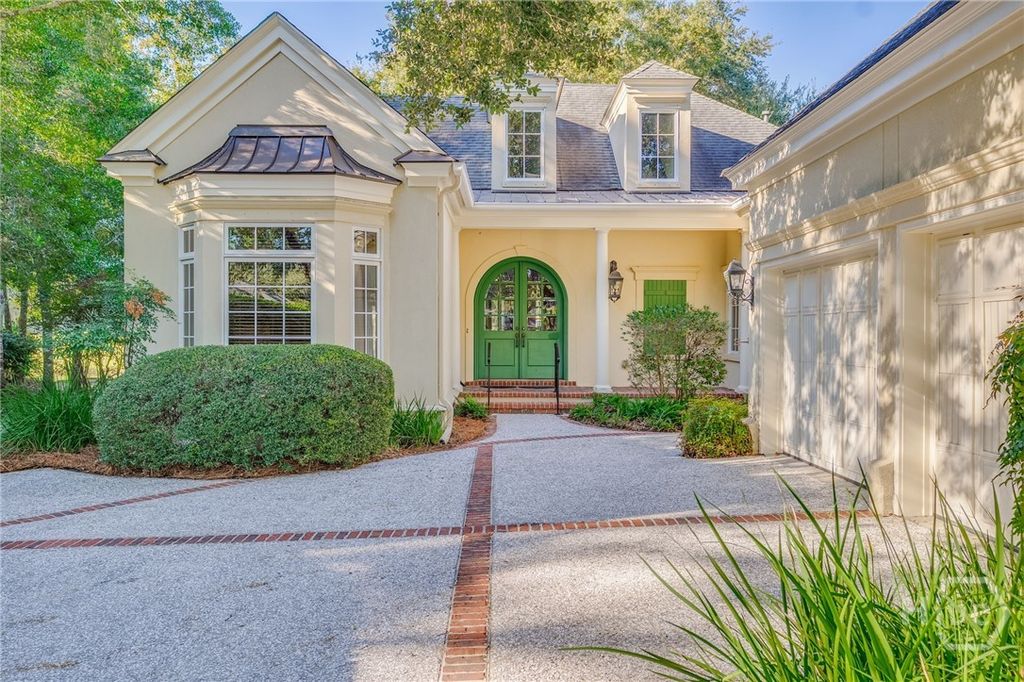 Photo of 6 Oak Shadow Court, Savannah, GA 31411 (MLS # SA342984)