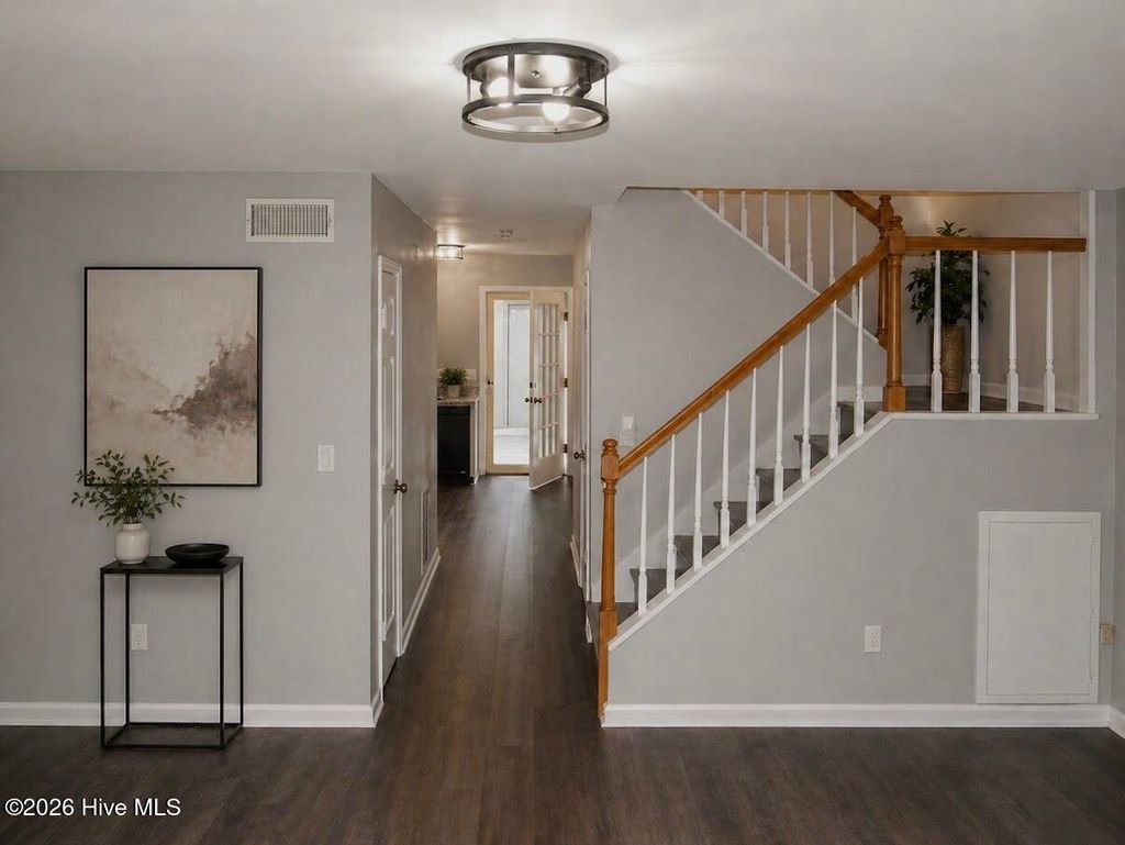 Photo of 532 Cobblestone Drive, Wilmington, NC 28405 (MLS # 100534967)