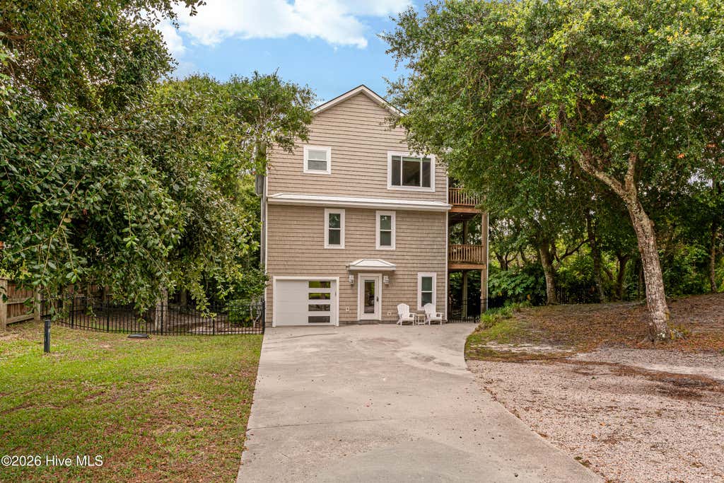 Photo of 102 Sandpiper Lane, Indian Beach, NC 28512 (MLS # 100589349)
