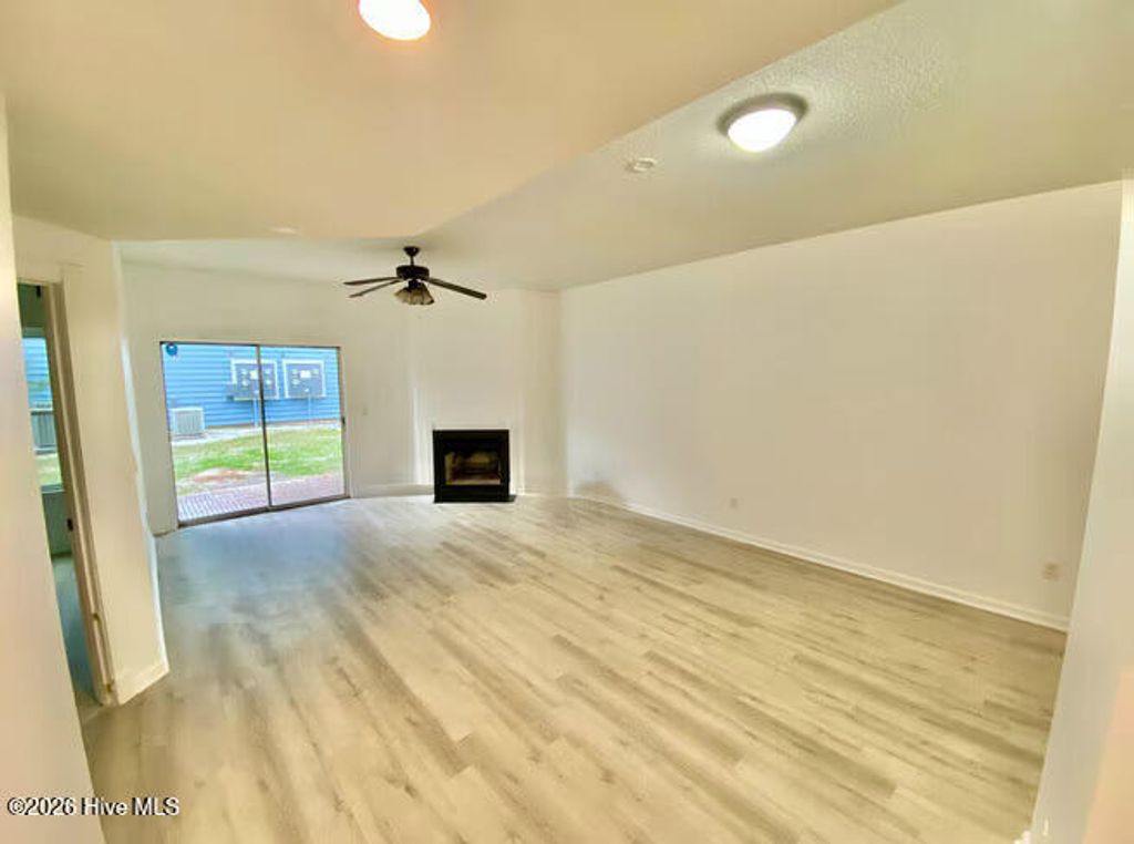 Photo of 4240 Wilshire Boulevard #102e, Wilmington, NC 28403 (MLS # 100555508)