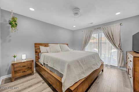 Tiny photo for 908 Summerlin Falls Court, Wilmington, NC 28412 (MLS # 100588016)