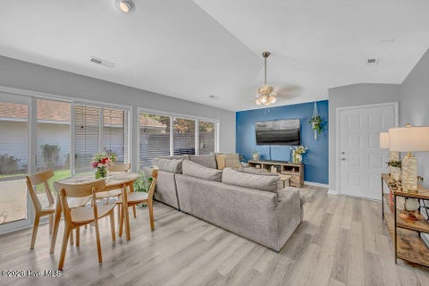 Tiny photo for 908 Summerlin Falls Court, Wilmington, NC 28412 (MLS # 100588016)