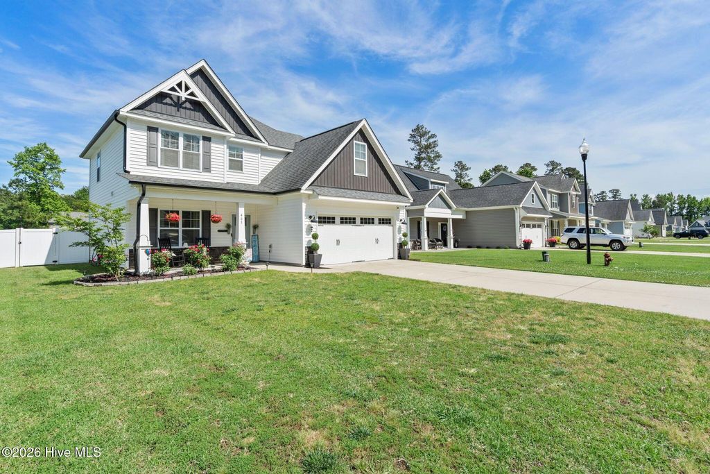 Photo of 461 Jasmine Way, Burgaw, NC 28425 (MLS # 100570990)