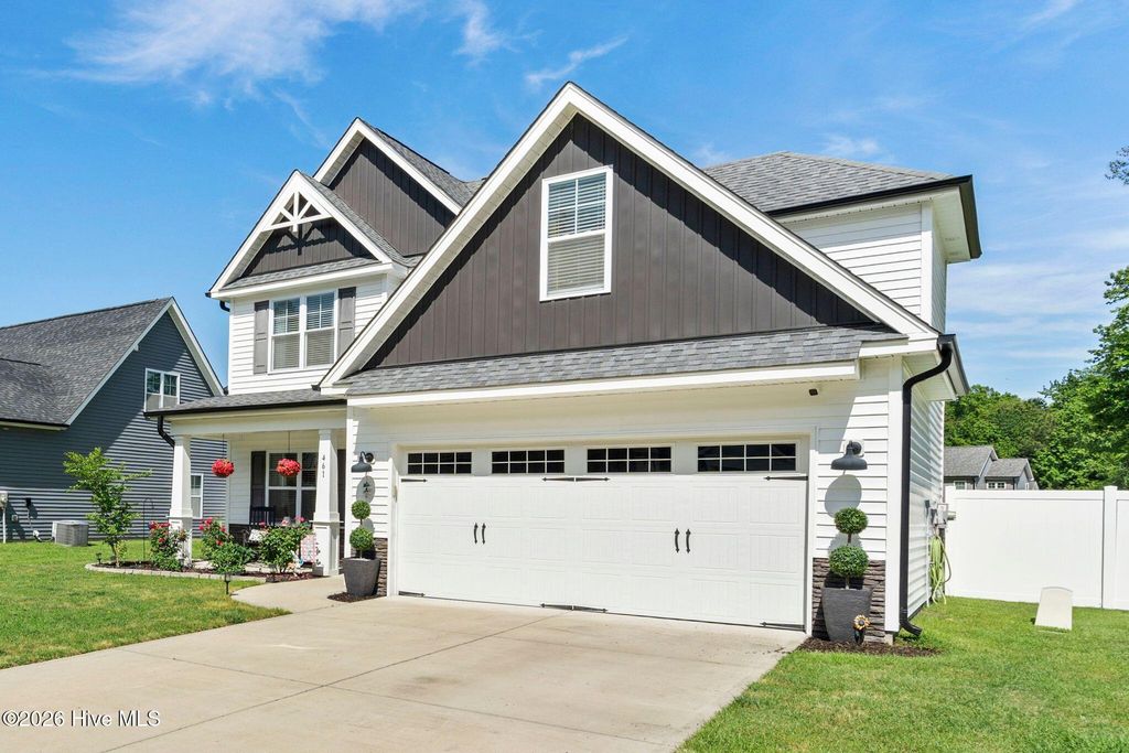 Photo of 461 Jasmine Way, Burgaw, NC 28425 (MLS # 100570990)