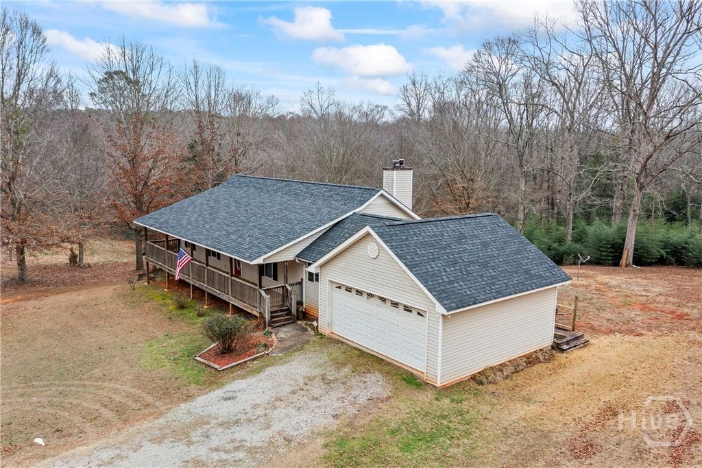 Photo of 529 Veterans Dr Dr, Danielsville, GA 30633 (MLS # CL347044)