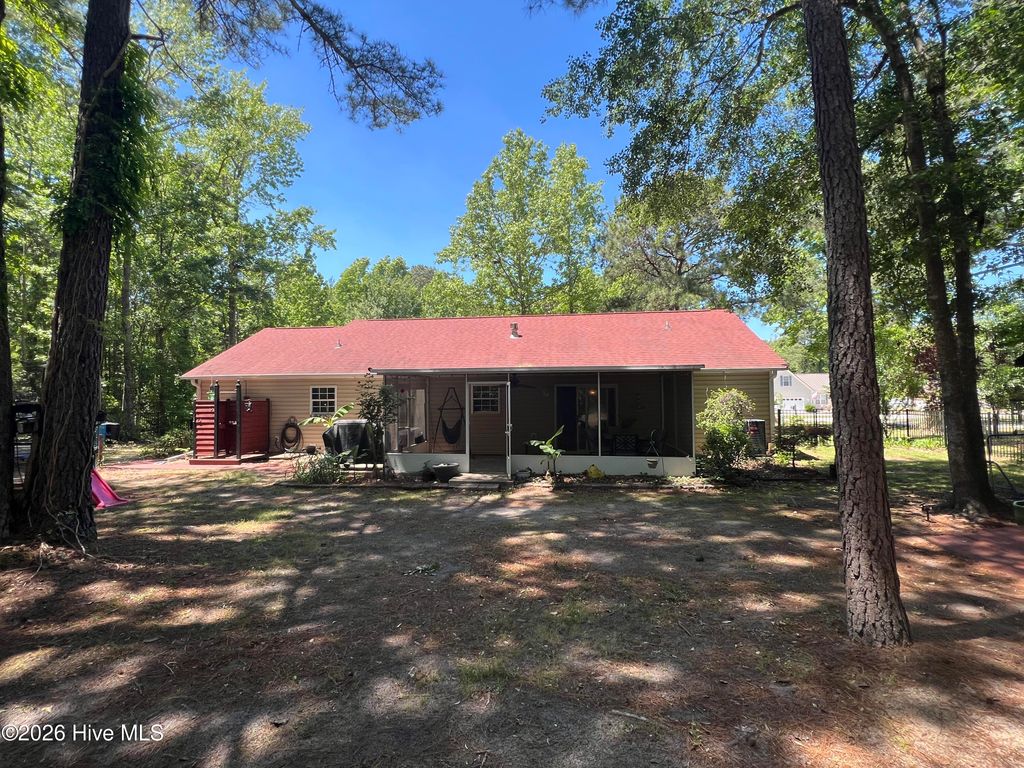 Photo of 106 Marcil Lane, Hampstead, NC 28443 (MLS # 100572171)