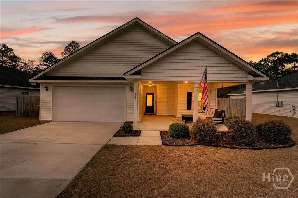 Photo of 1213 Market Street, Darien, GA 31305 (MLS # SA347442)